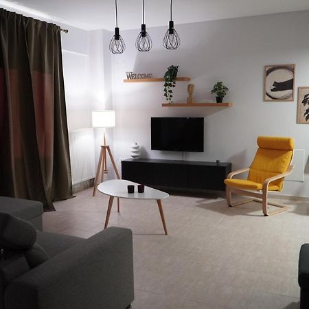 Modern Apartment In Οld Τown Tesalonika Bagian luar foto