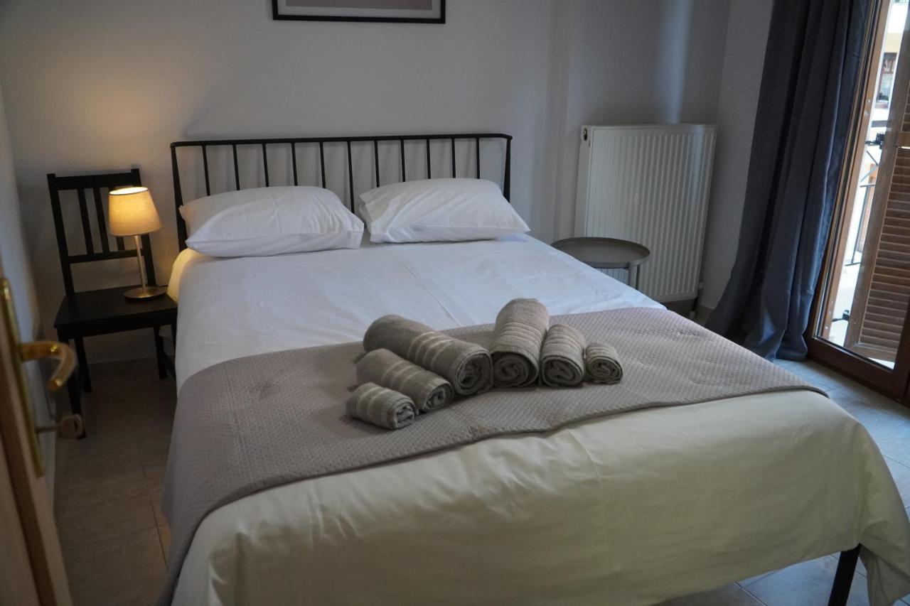 Modern Apartment In Οld Τown Tesalonika Bagian luar foto