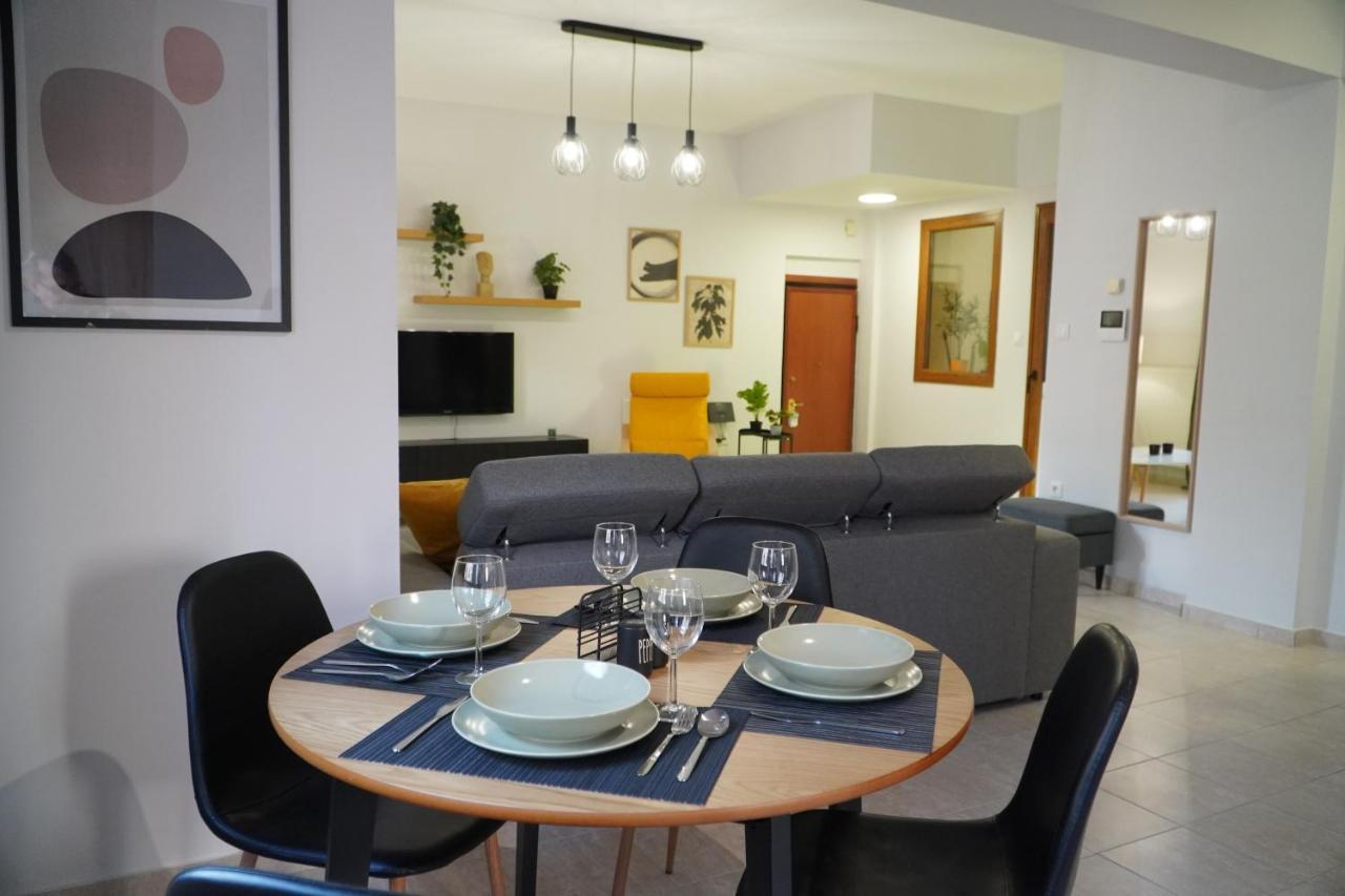 Modern Apartment In Οld Τown Tesalonika Bagian luar foto