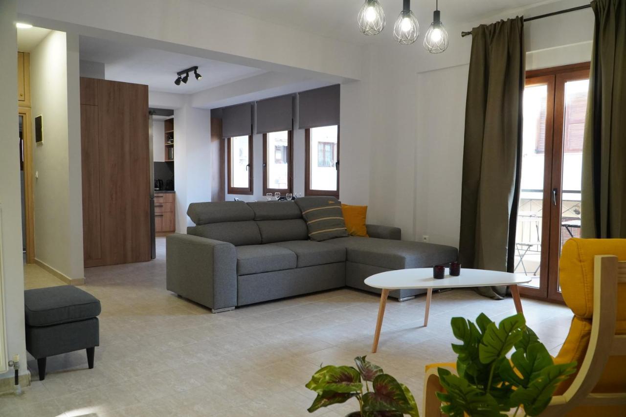 Modern Apartment In Οld Τown Tesalonika Bagian luar foto